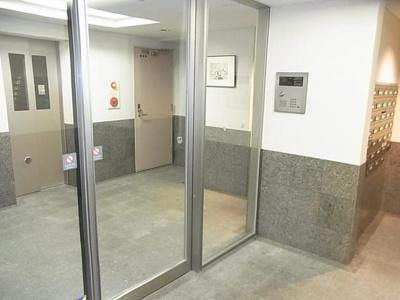 【エントランス】 | ラ・シャトン西早稲田（LA・CHATONNISHIWASEDA）