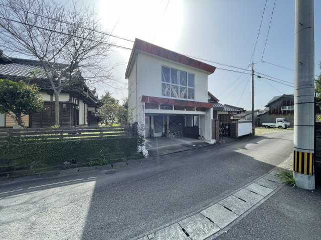 竹原町　住宅用地の前面道路含む現地写真