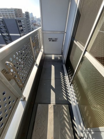 大阪市城東区鴫野西５丁目の賃貸マンションのバルコニー