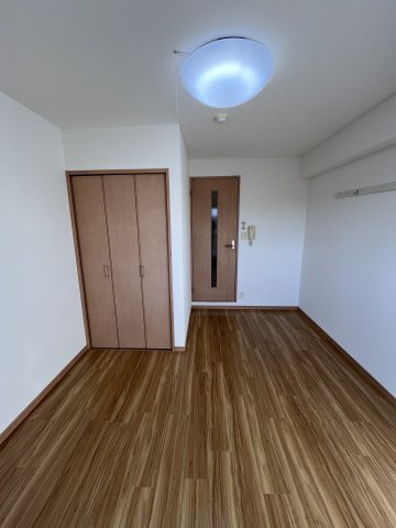 大阪市城東区鴫野西５丁目の賃貸マンションの寝室