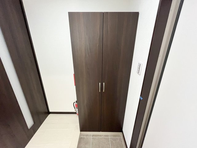 【玄関】 | Casa　Blanca　泉崎（カーサブランカ泉崎） | Casa　Blanca　泉崎（カーサブランカ泉崎）★那覇市泉崎エリア