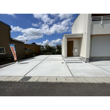 津市芸濃町椋本 新築戸建の駐車場