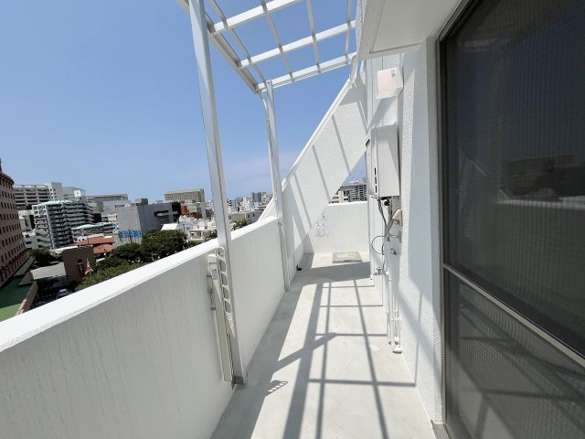 【バルコニー】 | Casa　Blanca　泉崎（カーサブランカ泉崎） | Casa　Blanca　泉崎（カーサブランカ泉崎）★那覇市泉崎エリア