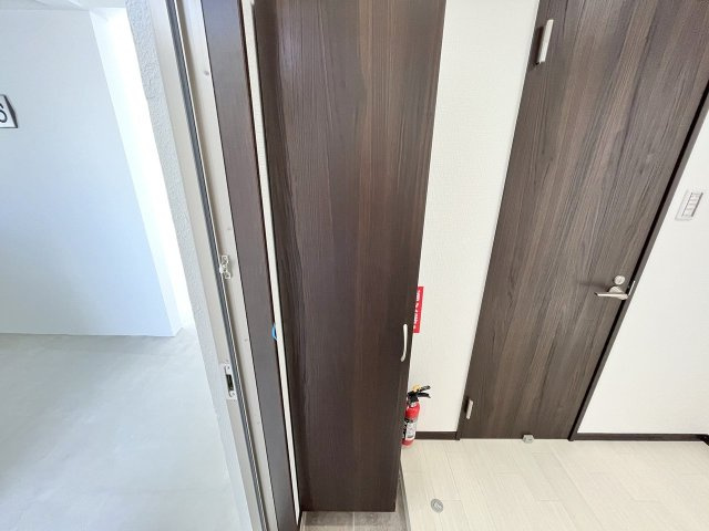 【玄関】 | Casa　Blanca　泉崎（カーサブランカ泉崎） | Casa　Blanca　泉崎（カーサブランカ泉崎）★那覇市泉崎エリア