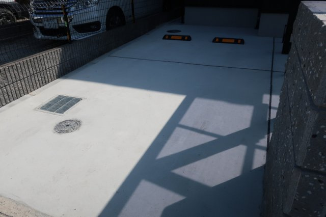 レガーロ天神町の駐車場