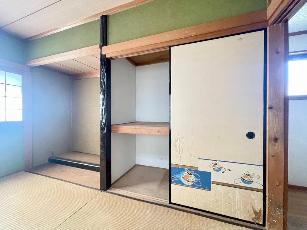 太秦東が丘　一戸建ての収納|押し入れ
■物件内覧・資金計画相談・住宅ローン相談、リフォーム相談、お問合せ受付中■
※当日・翌日のご内覧、ご相談はお電話でのお問合せがスムーズです！