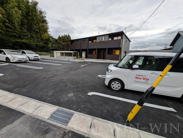 ガーデンコート ウエタの駐車場