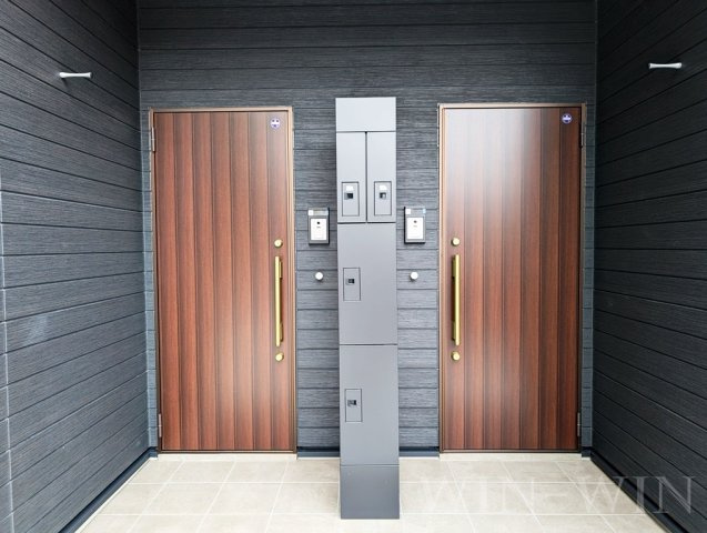 ガーデンコート ウエタのエントランス