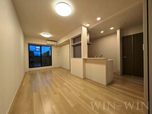 ガーデンコート ウエタの居間・リビング