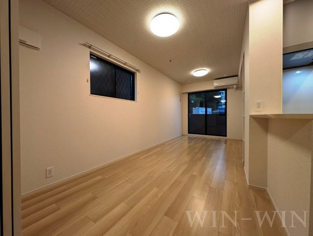 ガーデンコート ウエタの居間・リビング