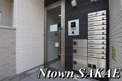 【エントランス】 | ハーモニーテラス塩池町Ⅱ | 落ち着いたエントランスです