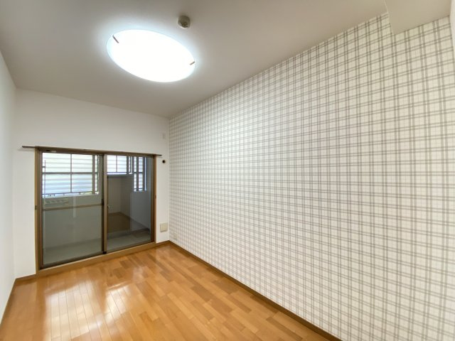 パークヒルズ毘沙門の洋室