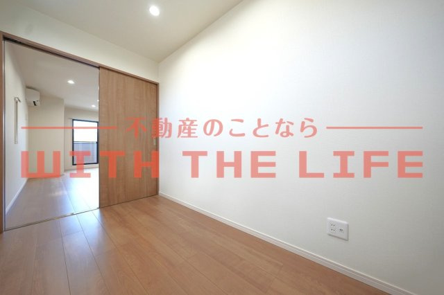 グランドメゾンの洋室|きれいな洋室です