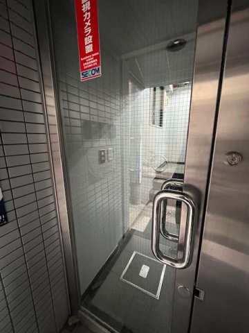 伊藤ビルのエントランス