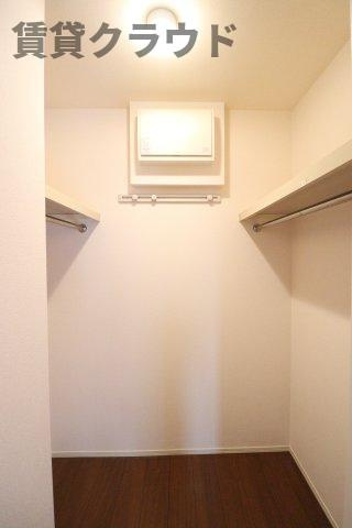 petite・chambre(プチ・シャンブル）の収納|こまごまとしたものを収納できそうですね