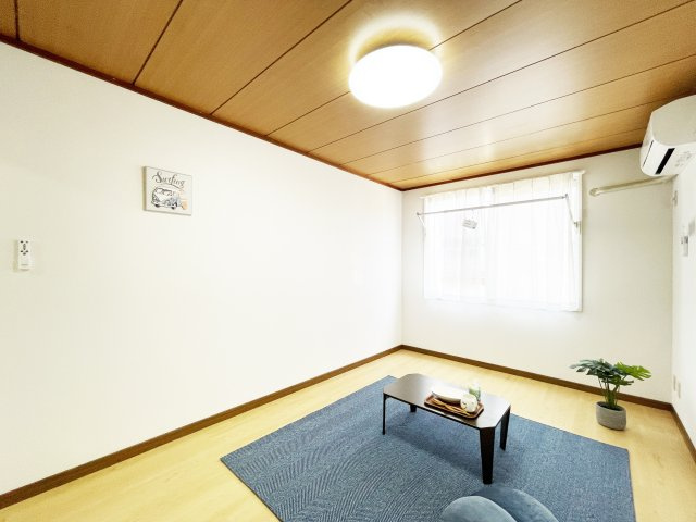 キャッスルハイツの居間・リビング