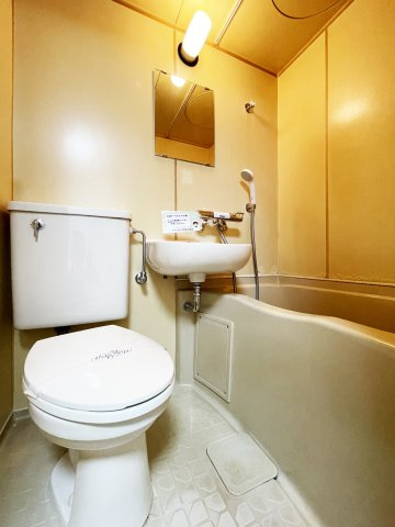 キャッスルハイツの浴室