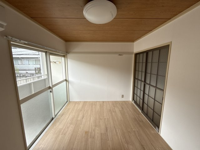 ヴィラ北平野Ⅱの寝室