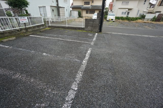 サニーヒルやまぐちAの駐車場