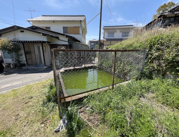 【外観】 | 敷地ひろびろ136坪！　建築条件なし！