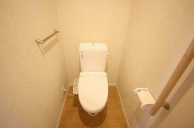 【トイレ】 | コージーコートB | コンパクトで使いやすいトイレです