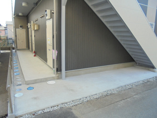 建物入口