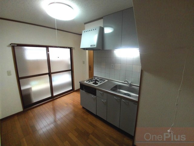 うえむらハイツの居間・リビング