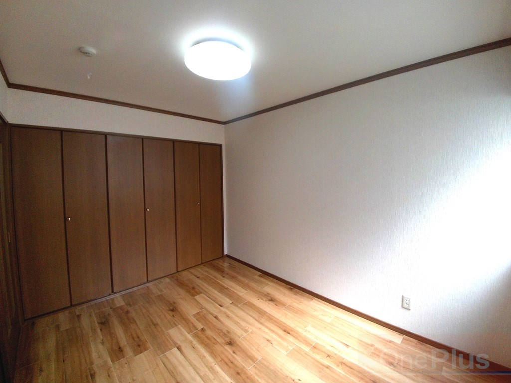 うえむらハイツの居間・リビング