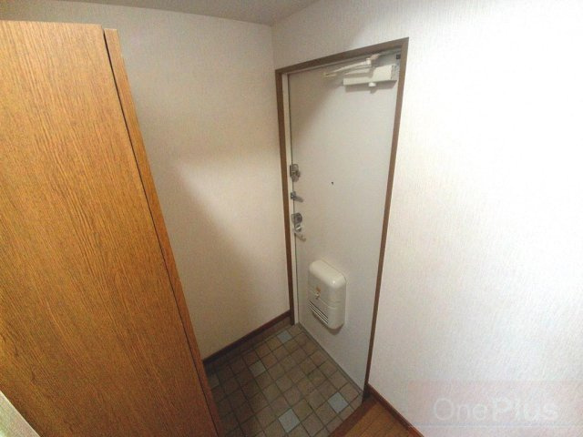 うえむらハイツの玄関