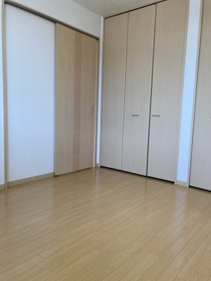 【洋室】 | エミネンス グリーン