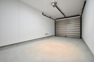 【駐車場】 | Garage諏訪野