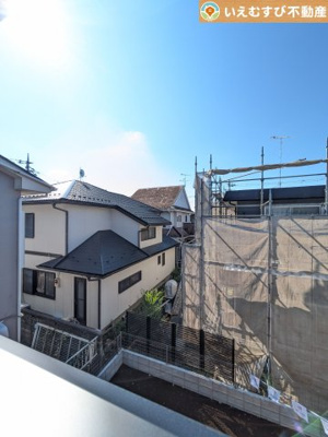 【展望】 | Livele Garden.S　熊谷上之第4 | 高い建物が無く開放感のある展望
バルコニーからの展望も開けていて閑静な住宅地が望めます。日当りも良いですね♪