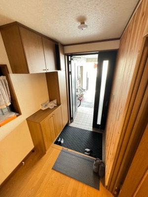 【玄関】 | 豊中市玉井町戸建て