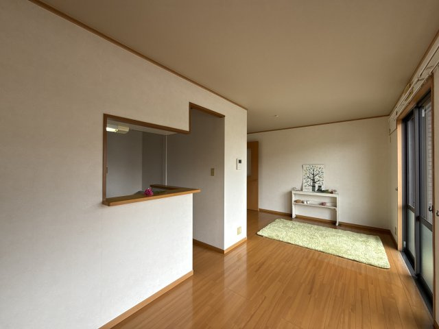 ルミエール御立　Ｃ棟の居間・リビング