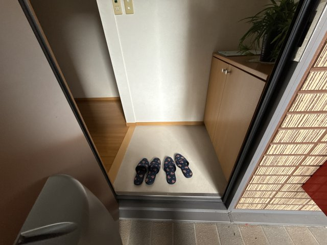 ルミエール御立　Ｃ棟の玄関