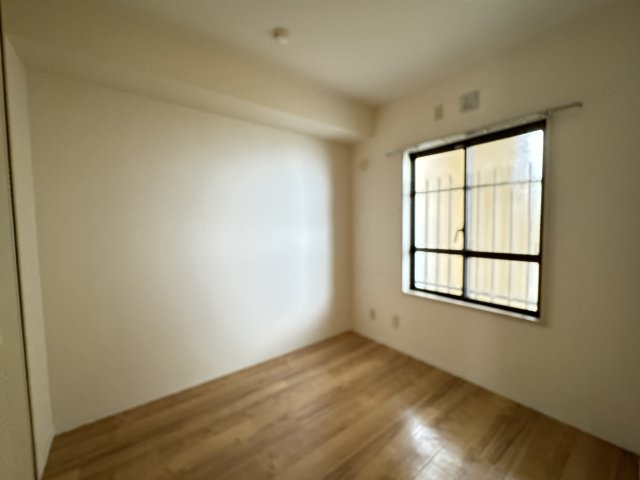 ベル・ビュー松戸の洋室