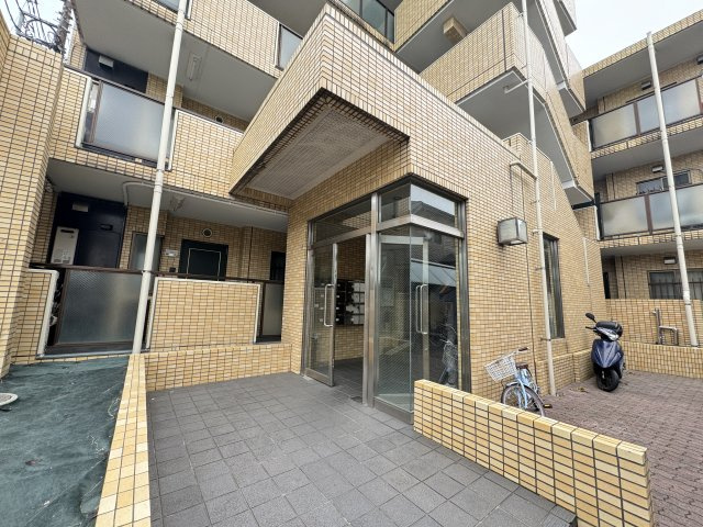 ベル・ビュー松戸のエントランス