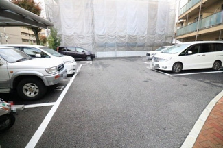 【駐車場】