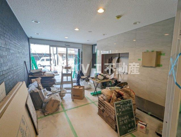 エルプエンテ緑橋 BRAVI不動産のロビー