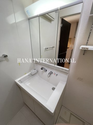 グランシャリオの洗面所|※別号室参考写真