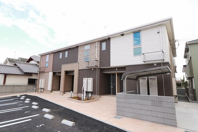神戸市西区竜が岡５丁目のアパート