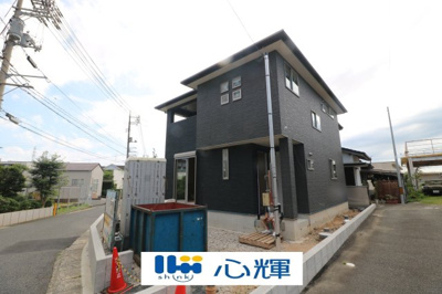 【外観】 | サンコート下関市稗田町（３号地）♪仲介手数料無料物件♪ | 現地(2024年7月22日撮影)
室内工事中です。