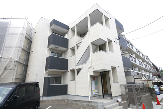 【エントランス】 | ソアース和白駅前　★プライスホームなら仲介手数料が割引価格です！★