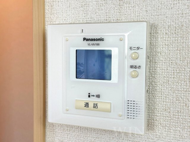 EAST・SIDE 弐番館のセキュリティ|イメージ（同建物内別部屋の写真です）