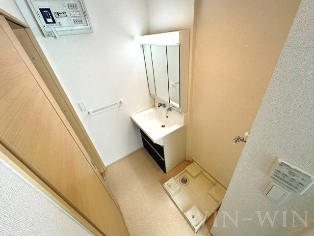 EAST・SIDE 弐番館の洗面所