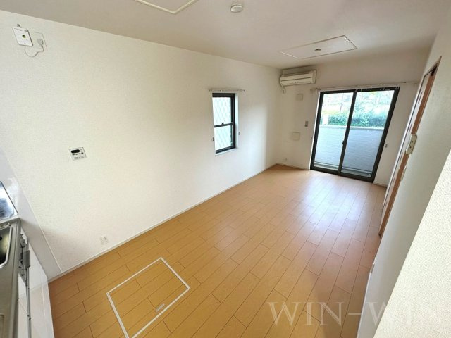 EAST・SIDE 弐番館の内装