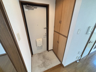 【玄関】 | メゾンアカツキ