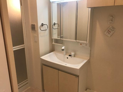 【独立洗面台】 | グランデ・フィオーレ | イメージ写真