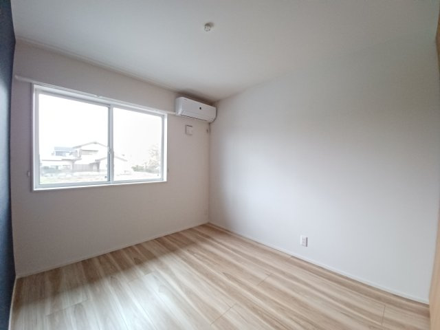 松山町3丁目6-21貸家B棟の洋室