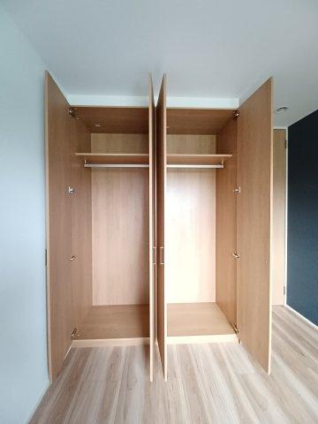 松山町3丁目6-21貸家B棟の収納